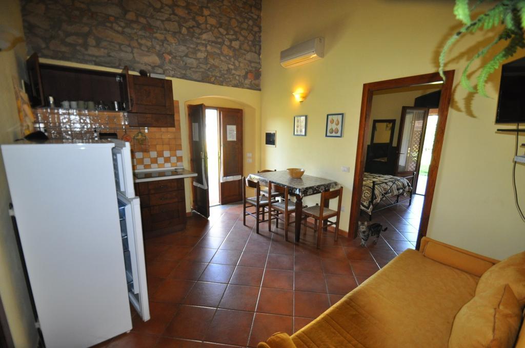 Agriturismo Il Cerrosughero Villa Scarlino Habitación foto